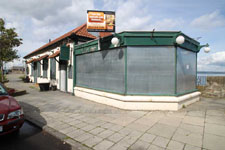 The Old Chain Pier Bar – Click to enlarge