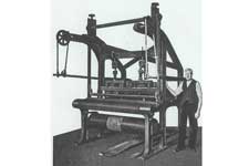 The original loom of the company – Click to enlarge